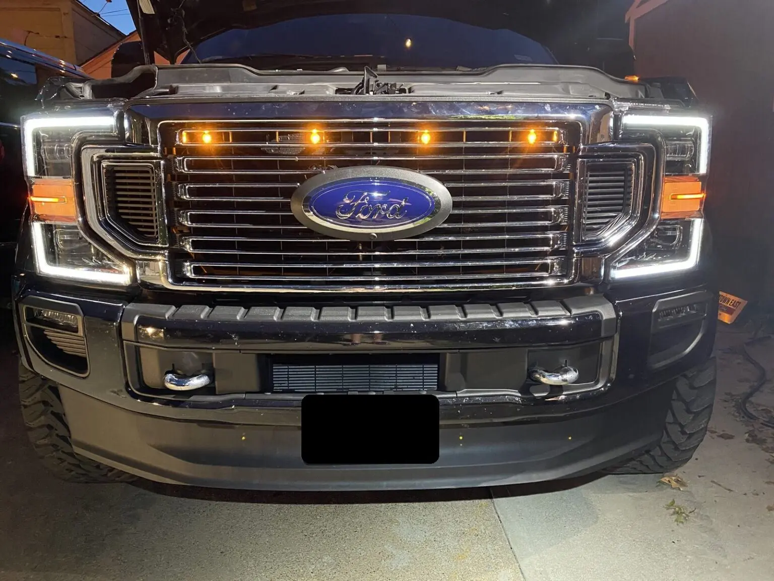 2020 ford ranger raptor grill lights